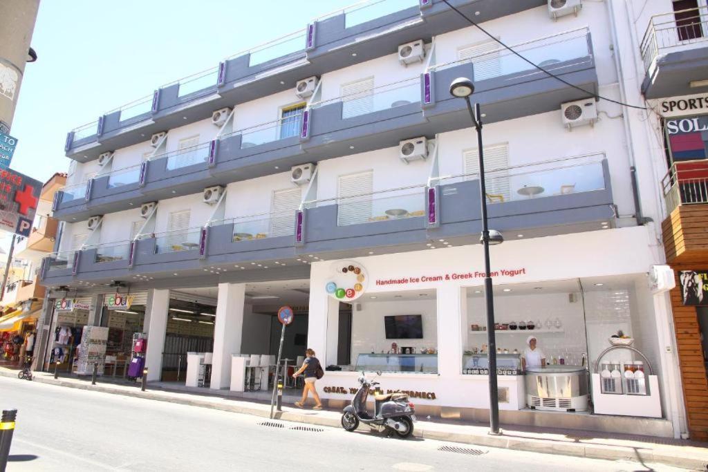 Porto Plazza Hotel 헐소니소스 외부 사진