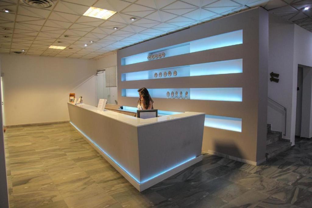 Porto Plazza Hotel 헐소니소스 외부 사진